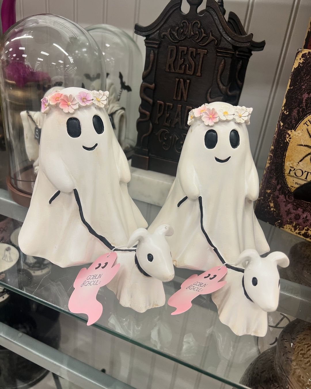 🔥Halloween Ghost Walking Dog Statue✨👻