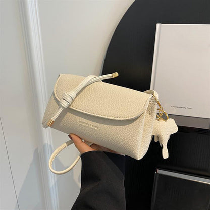 High-end mote crossbody-veske for kvinner med elefantanheng