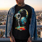👕 NYT 50 % ALE! 🎧 Värikäs Dripping Paint -kuulokepaita – Taiteellinen muotoilu, pehmeää puuvillaa ja täydellinen musiikin ystäville tai rentoon katumuotiin 🎨
